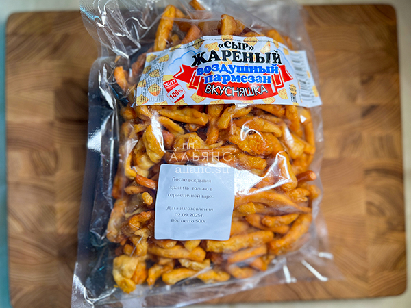 Жареный сыр "ВКУСНЯШКА" со вкусом пармезан (500 гр) в Черкесске